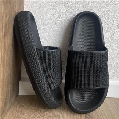 W.O.C Slippers - 46-47 / Sort