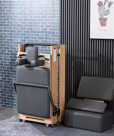 Foldbar Pilates reformer i egetræ,
